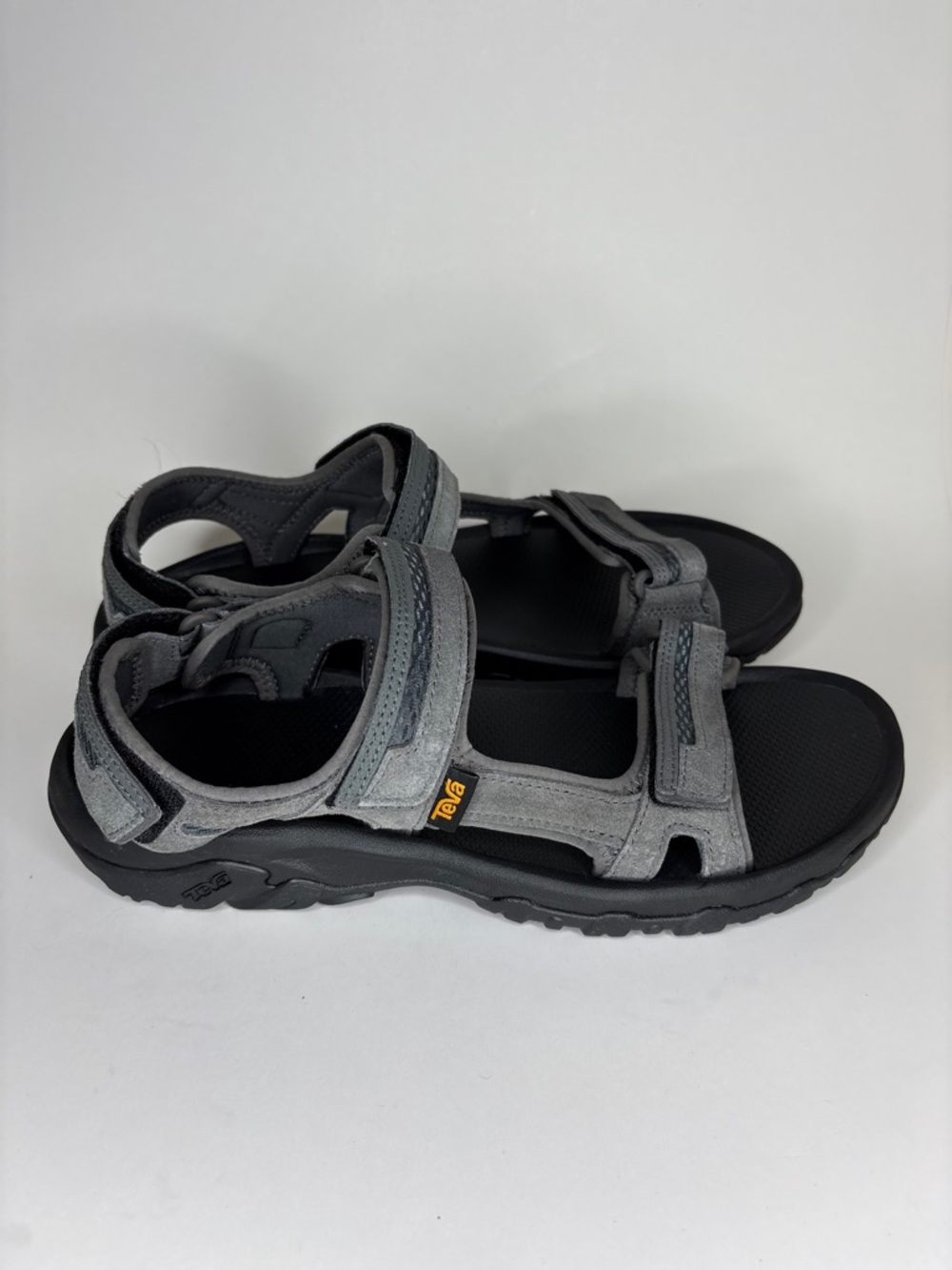 Teva Hudson Outdoor Adjustable Hook & Loop Sandal Men Size 12 gray 1002433 Suede
